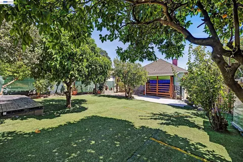 2309 High St, Oakland, CA 94601