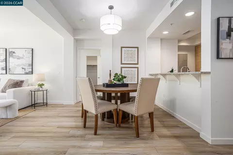 1655 N California Blvd #338, Walnut Creek, CA 94596