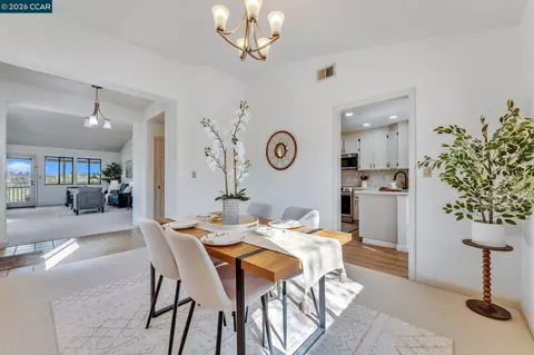 5401 Terra Granada Dr #1B, Walnut Creek, CA 94595