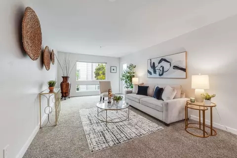 6400 Christie Ave #2215, Emeryville, CA 94608