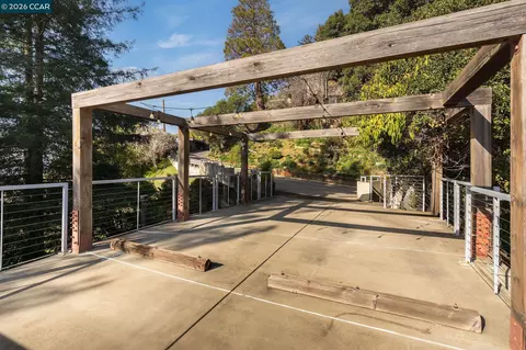 Exterior - 161 Panoramic Way, Berkeley, CA 94704 photo 2 of 10