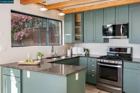 Kitchen - 161 Panoramic Way, Berkeley, CA 94704 photo 3 of 7