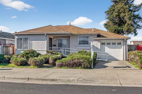 249 S 13th St, Richmond, CA 94804 | MLS# 41121804 | 17 Photos - Movoto