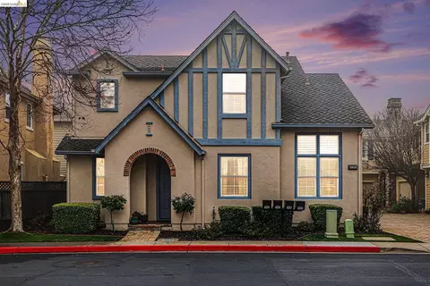 6235 Newhaven Ln, Vallejo, CA 94591 photo 1