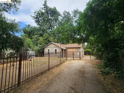 3249 B St, Sacramento, CA 95816