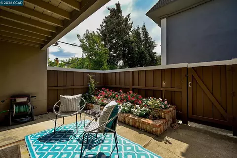 Exterior - 1218 Hookston Rd, Concord, CA 94518 photo 3 of 7