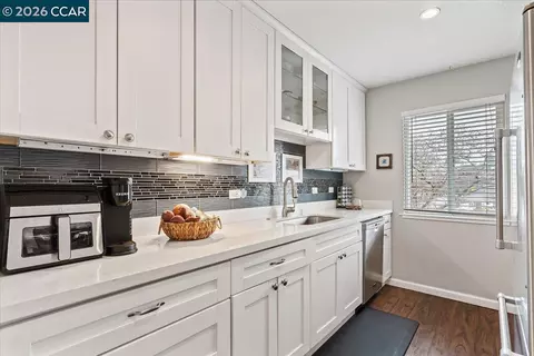 2180 Geary Rd #18, Pleasant Hill, CA 94523