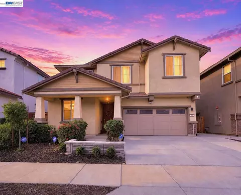 209 Brush Creek Dr, Brentwood, CA 94513