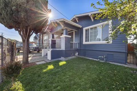 4019 E 16th St, Oakland, CA 94601