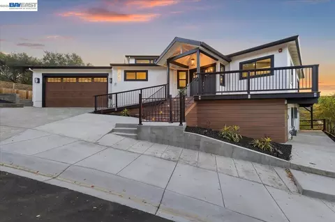 3403 Haskins Dr, Belmont, CA 94002