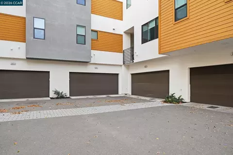 Exterior - 5862 Cadence Ave, Dublin, CA 94568 photo 5 of 6