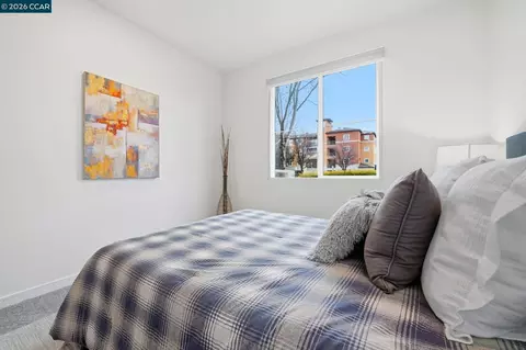 Bedroom - 5862 Cadence Ave, Dublin, CA 94568 photo 6 of 15