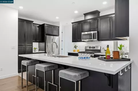 Kitchen - 5862 Cadence Ave, Dublin, CA 94568 photo 4 of 5