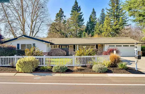 627 Burton, Lafayette, CA 94549 photo 1