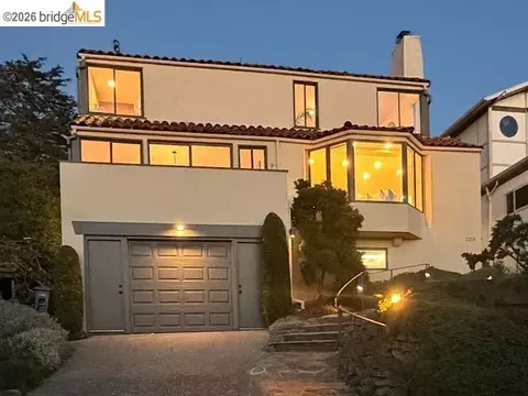 225 Arlington Ave, Kensington, CA 94707 photo 1
