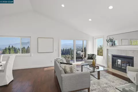 1819 Mockingbird Pl, Danville, CA 94526