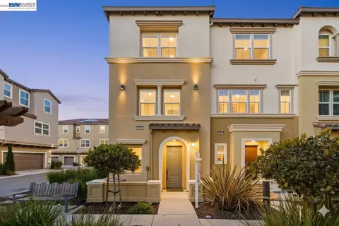 672 Amalfi Loop, Milpitas, CA 95035 photo 1