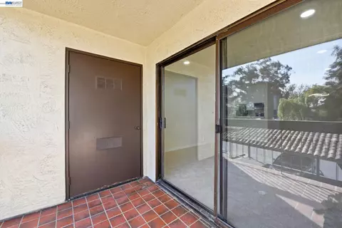 Exterior - 39997 Cedar Blvd #248, Newark, CA 94560 photo 2 of 13
