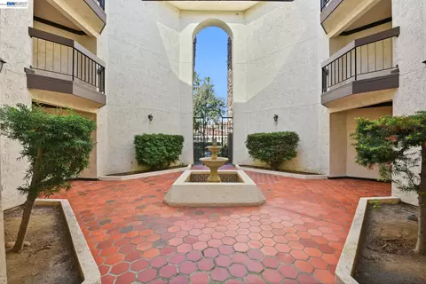 Exterior - 39997 Cedar Blvd #248, Newark, CA 94560 photo 6 of 13