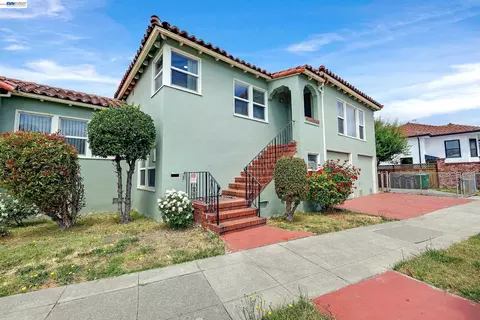 5707 Carberry Ave, Oakland, CA 94609