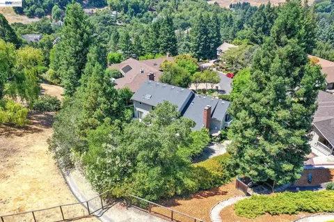 View/Area - 28 Harrington Rd, Moraga, CA 94556 photo 5 of 10