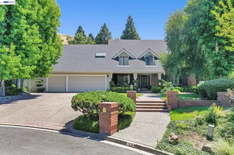 Exterior - 28 Harrington Rd, Moraga, CA 94556 photo 2 of 25