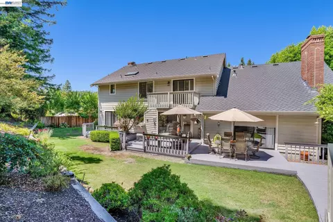 Exterior - 28 Harrington Rd, Moraga, CA 94556 photo 11 of 25