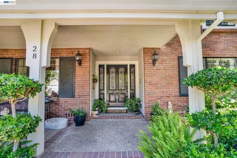 Exterior - 28 Harrington Rd, Moraga, CA 94556 photo 5 of 25