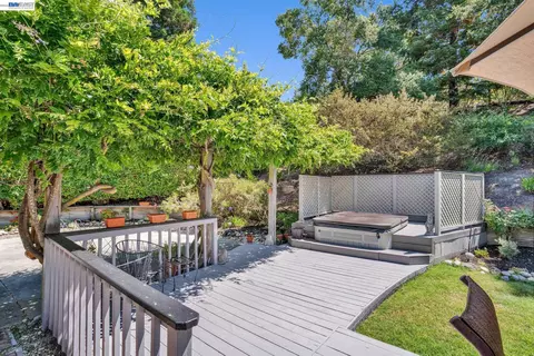 Exterior - 28 Harrington Rd, Moraga, CA 94556 photo 12 of 25