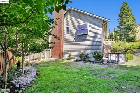 Exterior - 28 Harrington Rd, Moraga, CA 94556 photo 15 of 25