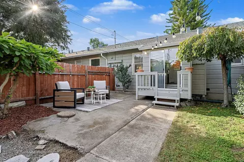 Exterior - 1808 Main St, Alameda, CA 94501 photo 6 of 7