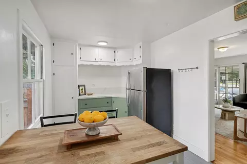 Kitchen - 1808 Main St, Alameda, CA 94501 photo 2 of 3
