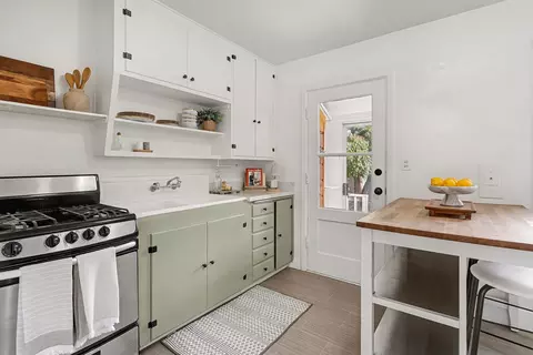 Kitchen - 1808 Main St, Alameda, CA 94501 photo 3 of 3