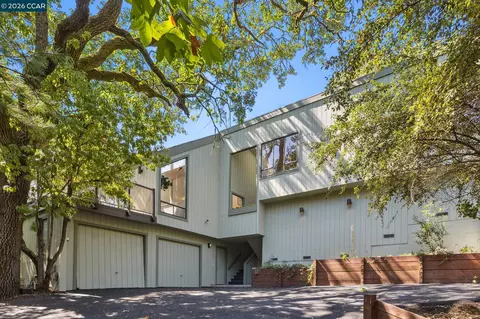39 Saint Stephens Dr, Orinda, CA 94563