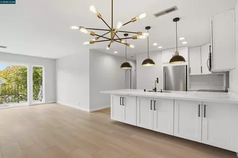 1077 Wesley Ct #7, Walnut Creek, CA 94597