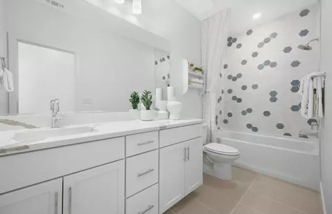 373 E Beatrice Ave, Mountain House, CA 95391