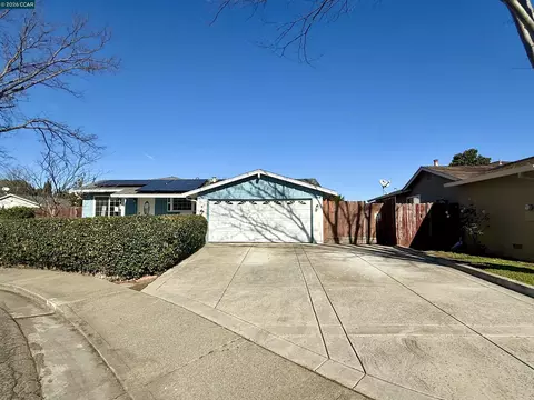 Exterior - 772 Largo Ct, Fairfield, CA 94533 photo 3 of 13