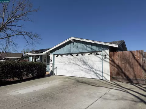 Exterior - 772 Largo Ct, Fairfield, CA 94533 photo 2 of 13