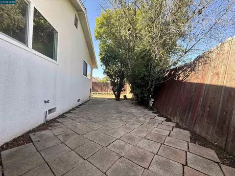 Exterior - 772 Largo Ct, Fairfield, CA 94533 photo 11 of 13