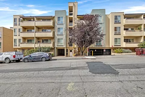 77 Fairmount Ave #220, Oakland, CA 94611