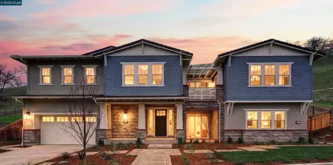 100 Tobiano Ct, Danville, CA 94506