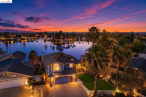 730 Beaver Ln, Discovery Bay, CA 94505