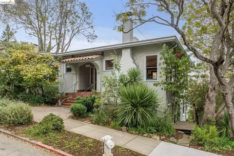 2600 Hilgard Ave, Berkeley, CA 94709 photo 1