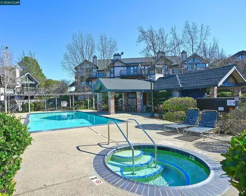 Exterior - 137 Haslemere, Lafayette, CA 94549 photo 6 of 7