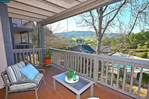 Exterior - 137 Haslemere, Lafayette, CA 94549 photo 2 of 7