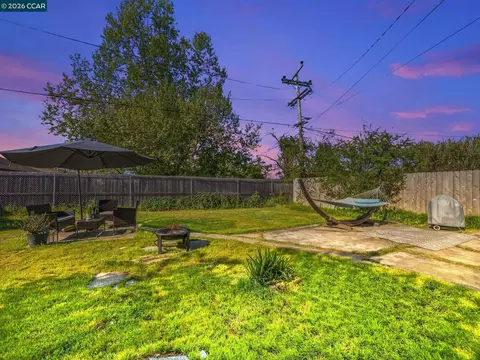 Exterior - 20 Chesley Ct, Vallejo, CA 94591 photo 5 of 7