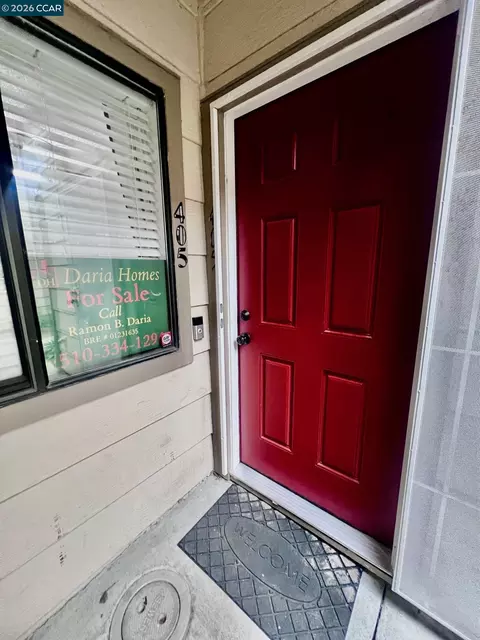 Entry Way - 405 Weymouth, Hercules, CA 94547 photo 3 of 4