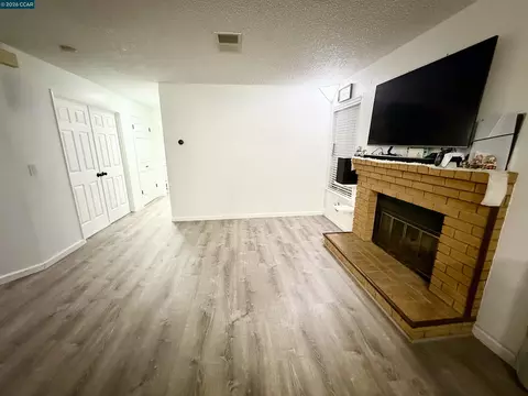 Living - 405 Weymouth, Hercules, CA 94547 photo 1 of 3