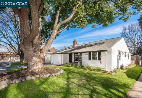 2607 Patton Way, Sacramento, CA 95818