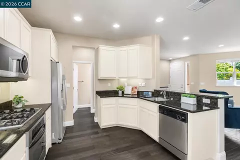 Kitchen - 1121 Haven St, Martinez, CA 94553 photo 3 of 3